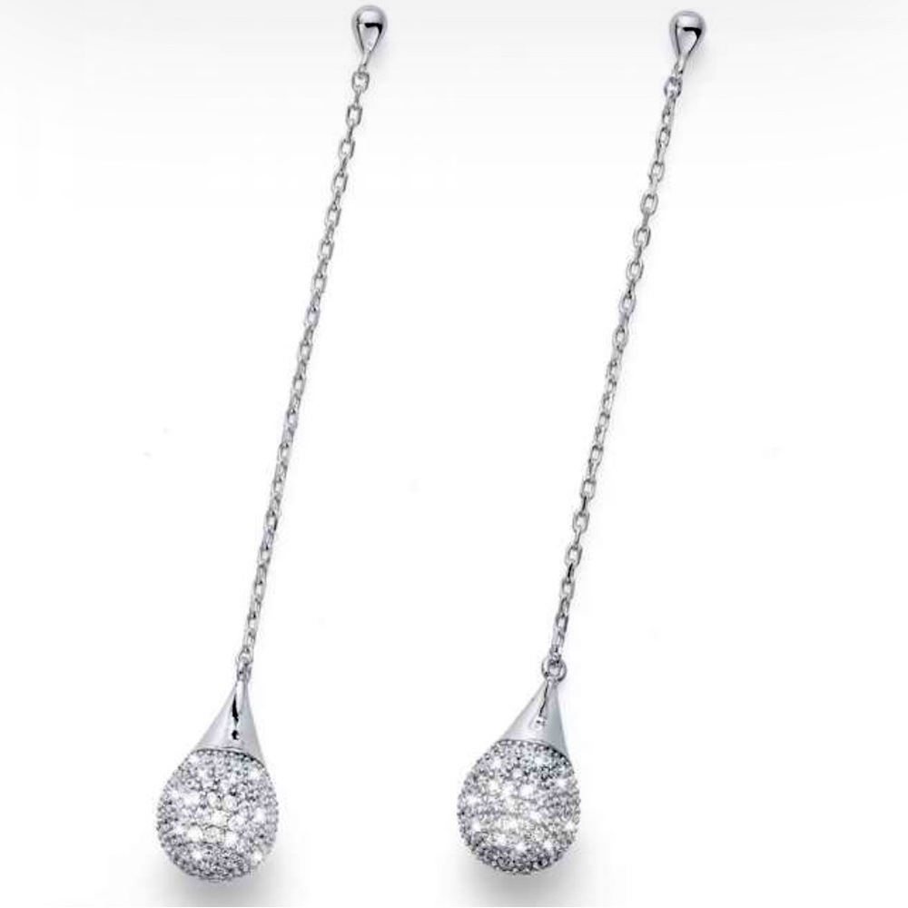 Oliver Weber Earring Shot